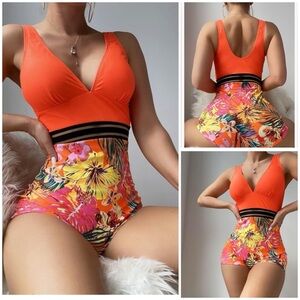 NWOT Tropical Floral Print Mesh Insert One Piece Monokini Bathing Suit